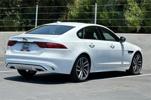 New 2024 Jaguar XF R-Dynamic SE image 5