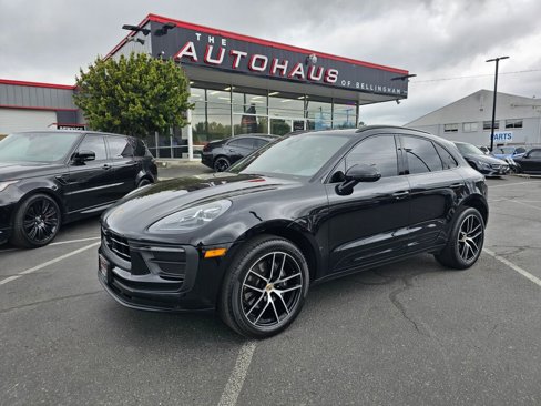 Used 2024 Porsche Macan image 1