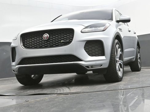 Certified 2020 Jaguar E-PACE R-Dynamic SE image 34