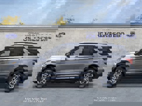 New 2025 Ford Explorer Active image 3