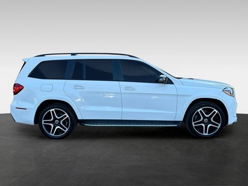 Used 2018 Mercedes-Benz GLS 550 4MATIC w/ Driver Assistance Package image 8