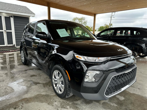 Used 2022 Kia Soul LX image 15