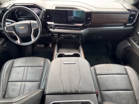 Used 2024 Chevrolet Silverado 2500 High Country w/ High Country Premium Package image 26