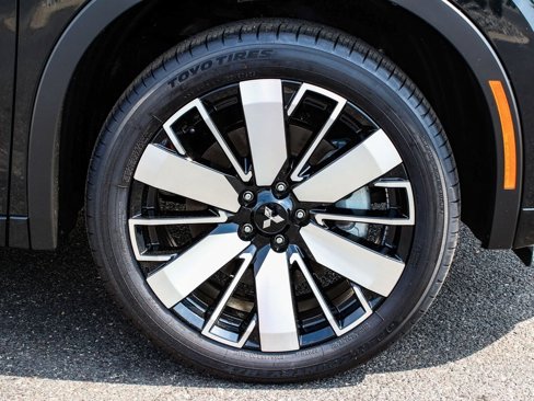 New 2025 Mitsubishi Outlander AWD image 7