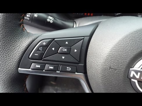 Used 2024 Nissan Kicks SR w/ SR Premium Package image 23