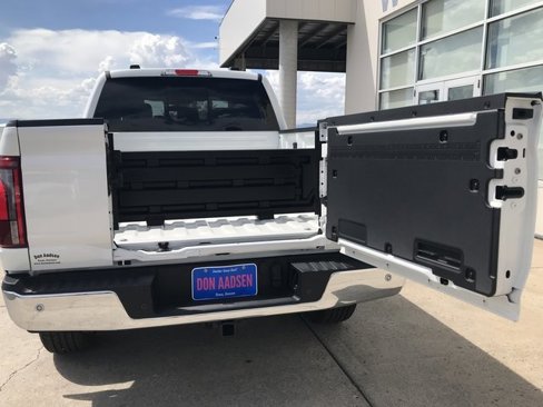 New 2025 Ford F150 Lariat w/ Equipment Group 502A High image 26