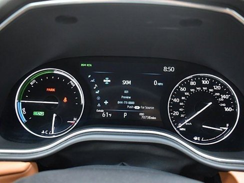 Used 2021 Toyota Avalon XSE image 27