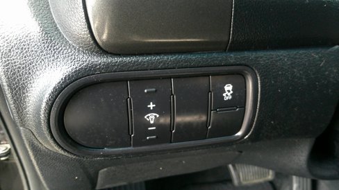 Used 2018 Kia Forte LX image 12