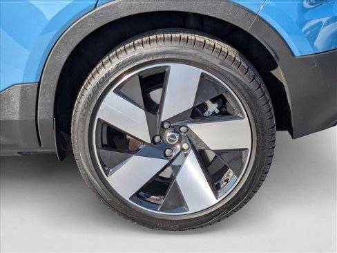 Used 2023 Volvo XC40 Recharge Ultimate w/ Protection Package Premier image 19
