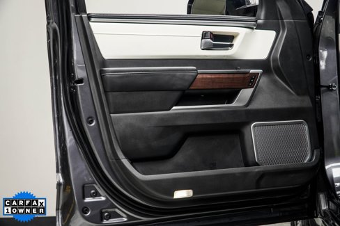 Used 2025 Toyota Sequoia Capstone image 31