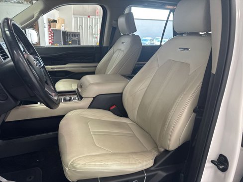 Used 2018 Ford Expedition Max Platinum image 8