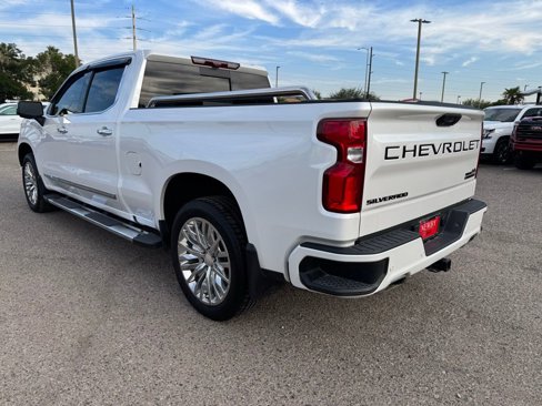 Used 2023 Chevrolet Silverado 1500 High Country w/ Technology Package image 7