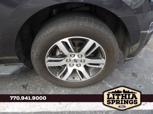 Used 2024 Ford Expedition Limited image 8