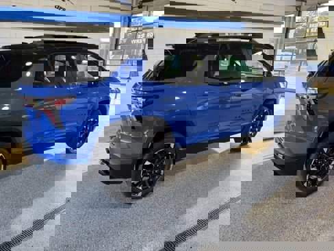 New 2026 Chevrolet Equinox RS w/ LPO, Floor Liner Package image 12