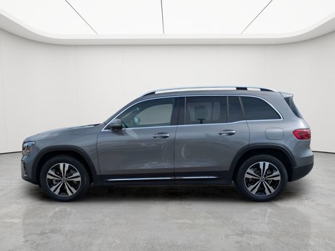 Used 2025 Mercedes-Benz GLB 250 image 5