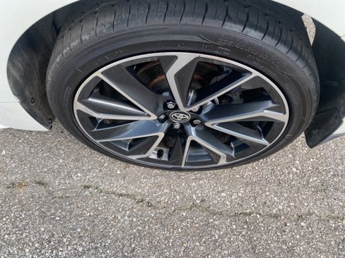 Used 2019 Toyota Corolla XSE image 32