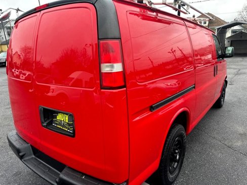 Used 2015 Chevrolet Express 2500 image 15