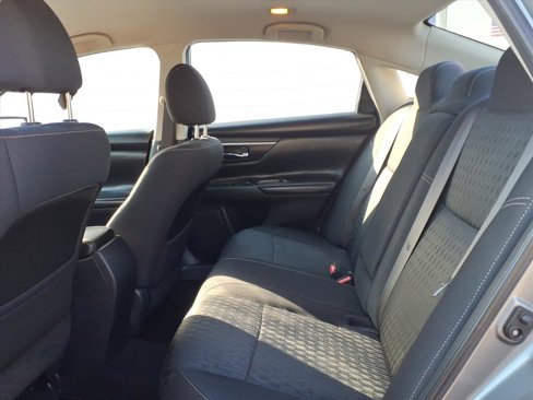 Used 2018 Nissan Altima 2.5 SV image 9