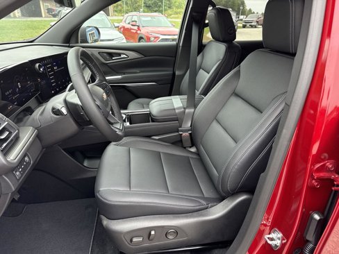 New 2026 Chevrolet Traverse LT w/ Driver Confidence Package image 11