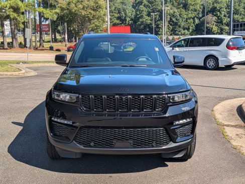 New 2025 Jeep Grand Cherokee Limited image 2