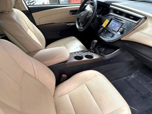 Used 2018 Toyota Avalon Limited w/ Carpet Mat Package image 65