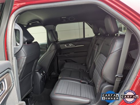 Used 2025 Ford Explorer ST-Line image 14