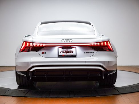 New 2025 Audi S e-tron GT Premium Plus image 18