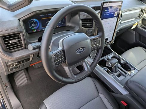 New 2025 Ford F150 Lightning Lariat image 9