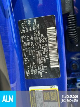 Used 2025 Hyundai Elantra SE image 30