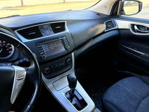 Used 2015 Nissan Sentra SV w/ Navigation Package image 45
