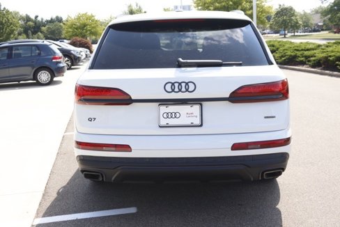 New 2025 Audi Q7 2.0T Premium image 4