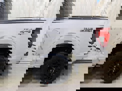 New 2025 Ford F150 XLT w/ Equipment Group 301A Standard image 16