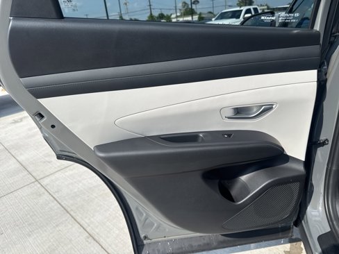 New 2025 Hyundai Tucson SEL image 18