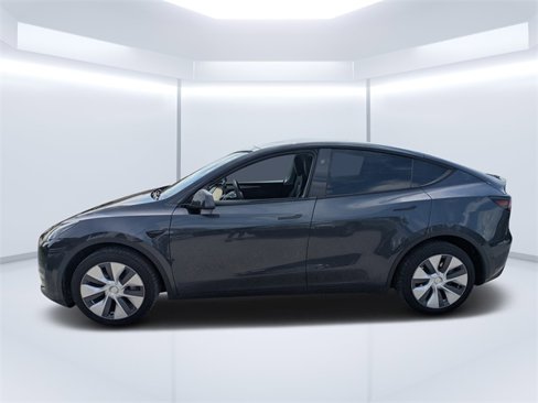 Used 2024 Tesla Model Y Long Range image 6