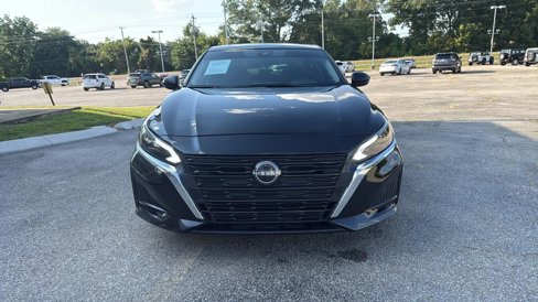 Used 2025 Nissan Altima 2.5 SV image 2