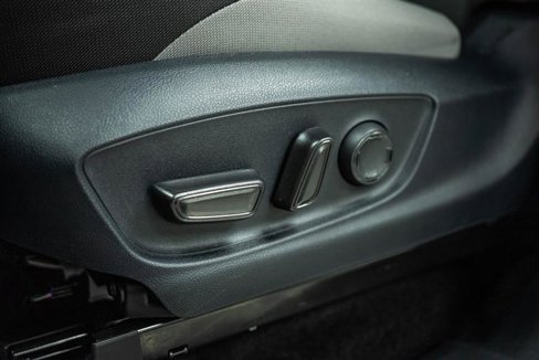 Used 2025 Toyota Tacoma TRD Off-Road image 14