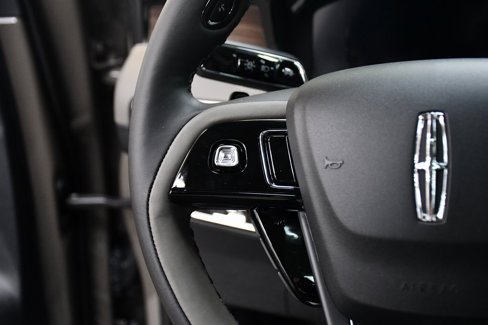 New 2025 Lincoln Corsair Reserve w/ Jet Appearance Package image 31
