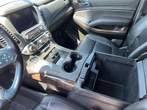 Used 2020 Chevrolet Suburban LT image 15
