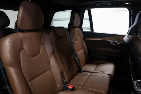 Used 2023 Volvo XC90 T8 Plus image 25
