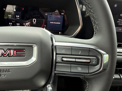 New 2025 GMC Canyon Elevation w/ Convenience Package image 26