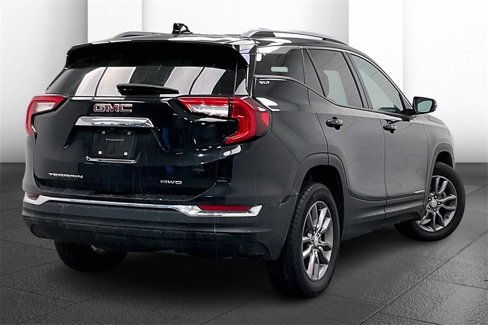 Used 2023 GMC Terrain SLT image 11