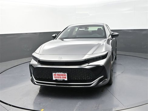 New 2026 Toyota Crown Limited image 2