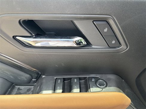 New 2025 GMC Canyon AT4 image 13