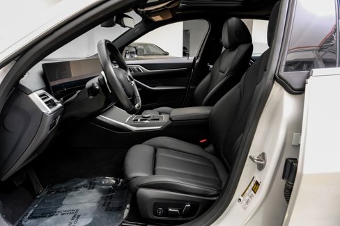Used 2025 BMW 430i w/ Premium Package image 4