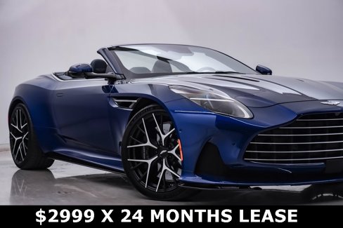 Used 2025 Aston Martin DB12 Convertible image 2