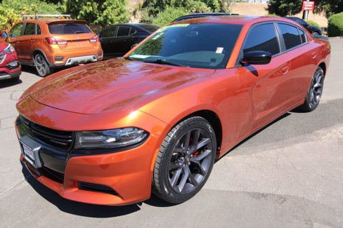 Used 2021 Dodge Charger SXT w/ Blacktop Package image 2