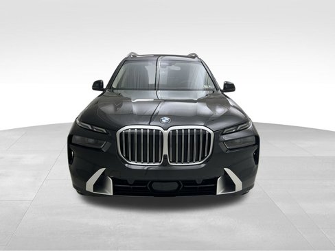 Certified 2023 BMW X7 xDrive40i w/ Premium Package image 4