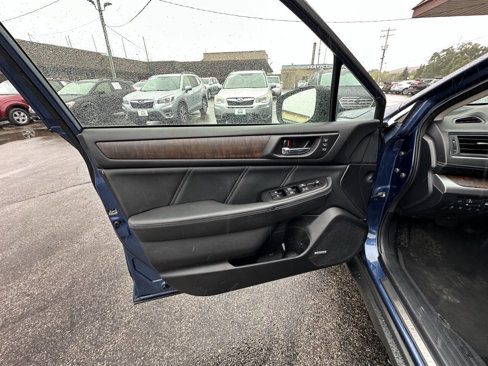 Used 2019 Subaru Outback 3.6R Limited image 23