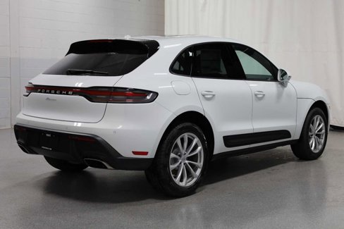 New 2026 Porsche Macan image 9
