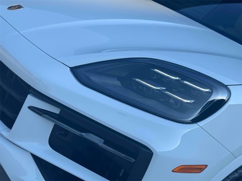New 2026 Porsche Cayenne Coupe image 11